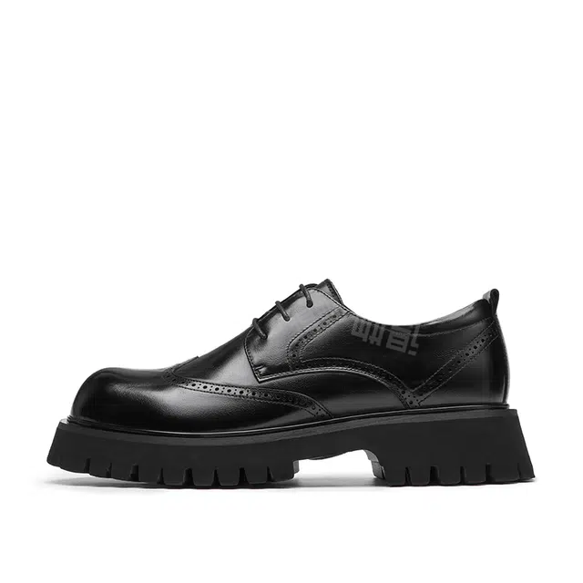 AQUASCUTUM