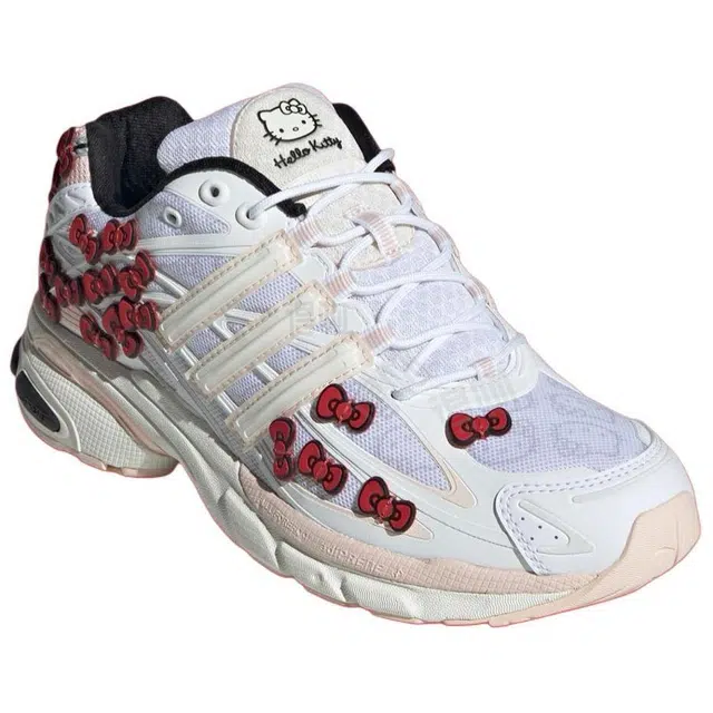 Hello Kitty x adidas originals ADISTAR CUSHION