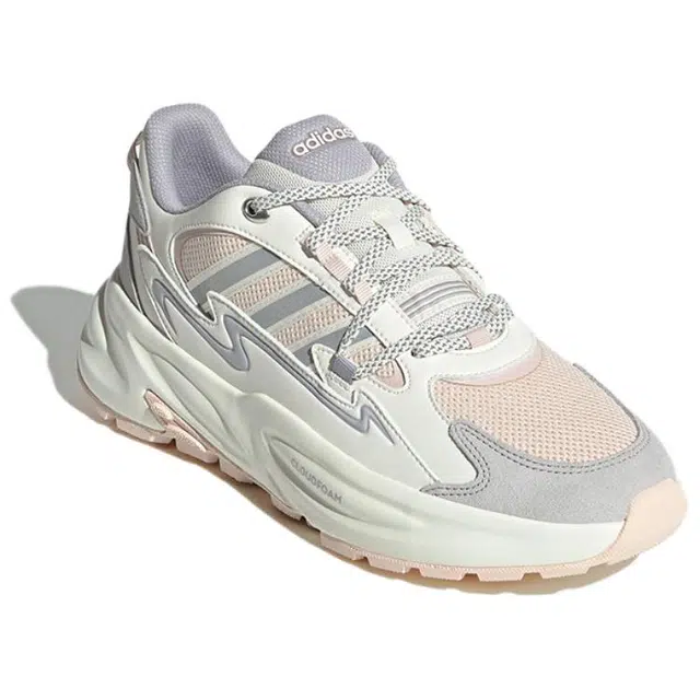 adidas Ozwave SURGE