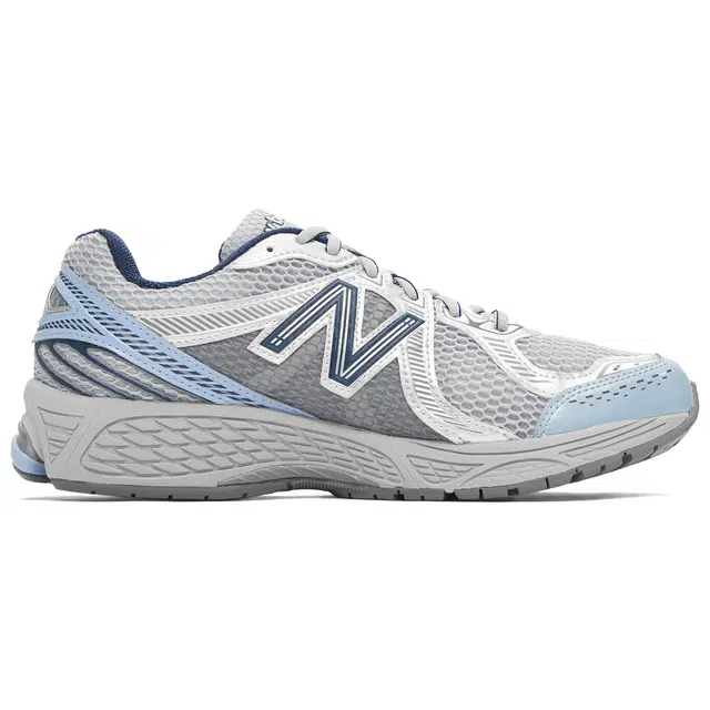 New Balance NB 860 v2