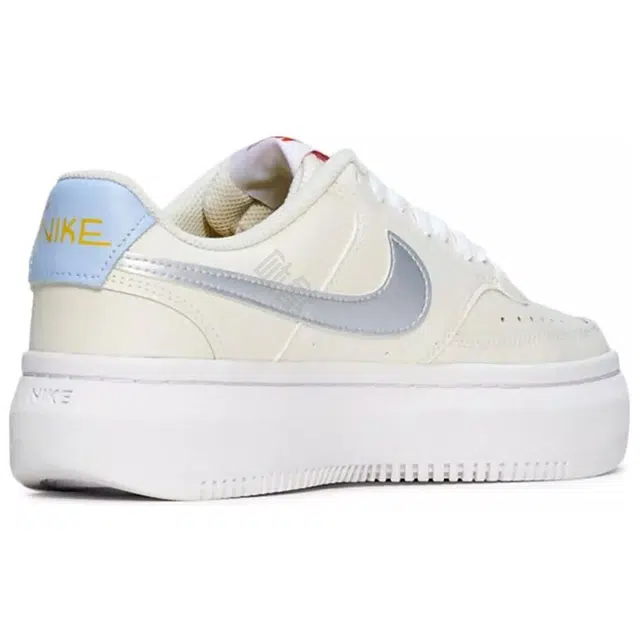 Nike Court Vision Alta