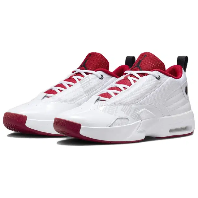 Jordan Max Aura 6 White Red