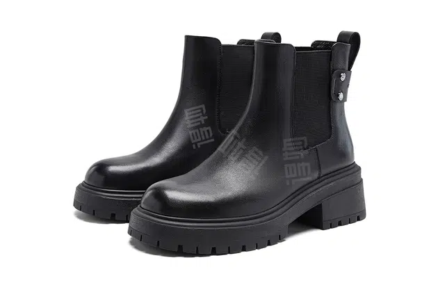 NINE WEST