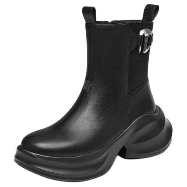 HELIOT EMIL x staccato 7cm