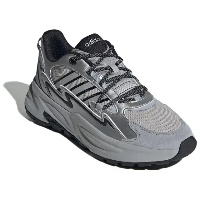 adidas Ozwave SURGE