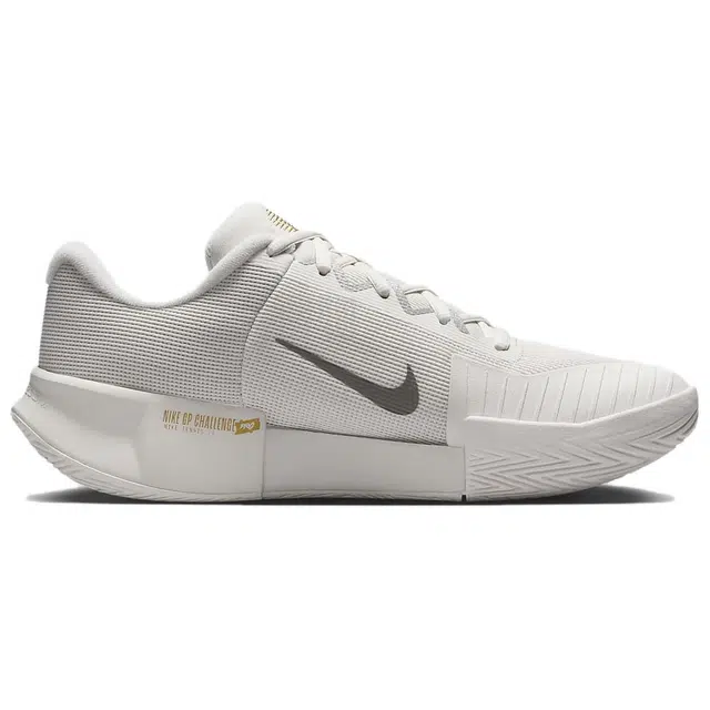 Nike GP Challenge Pro Premium