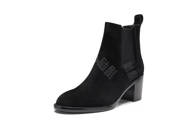 NINE WEST
