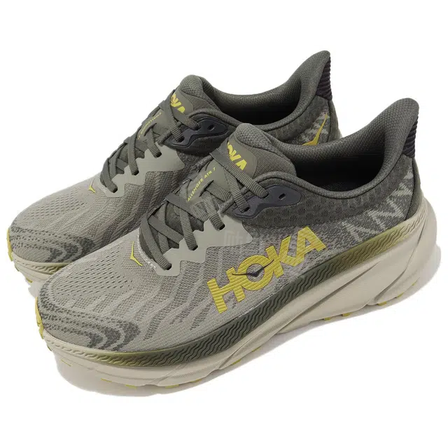HOKA ONE ONE CHALLENGER 7 Wide