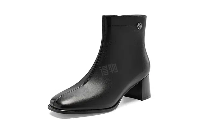 NINE WEST
