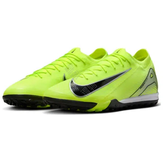 Nike ZOOM VAPOR 16 PRO