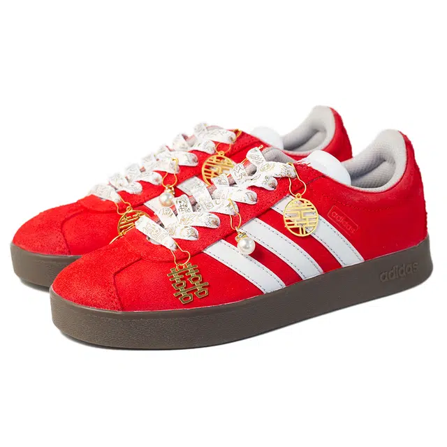 adidas NEO