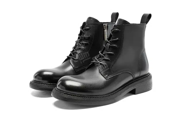 NINE WEST