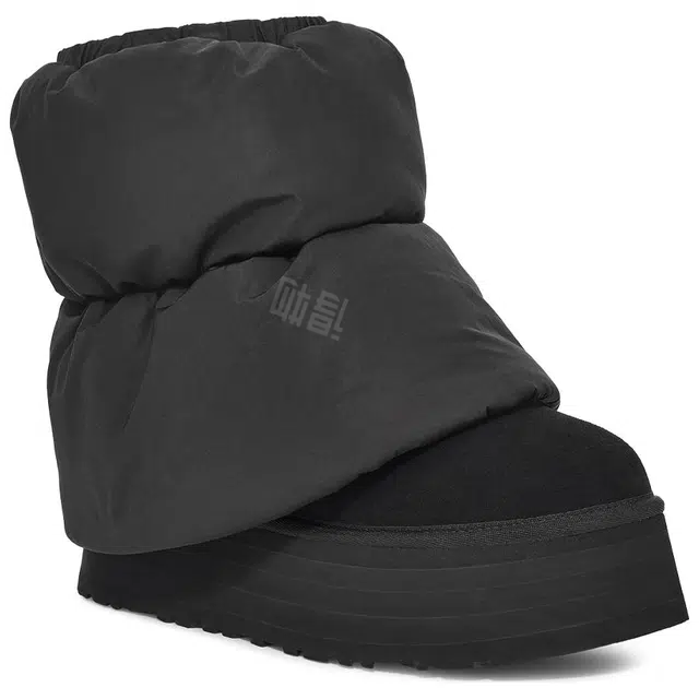 UGG CLASSIC MINI