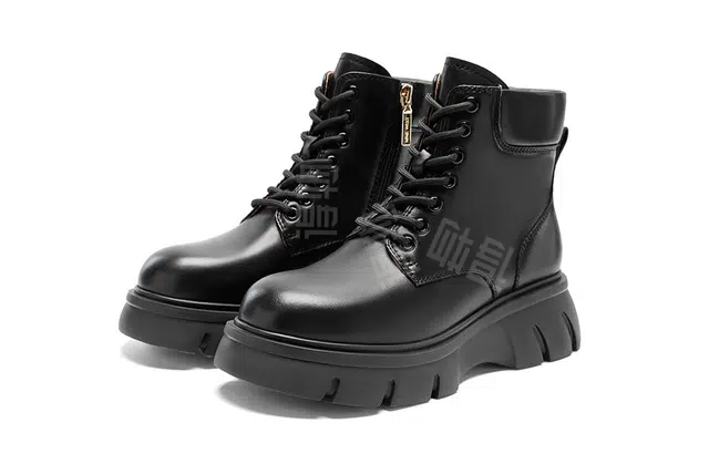 NINE WEST