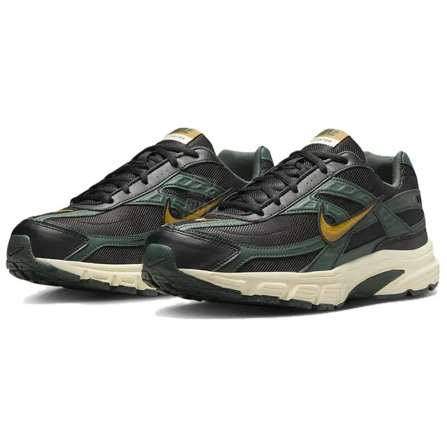 Nike Initiator