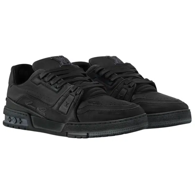 Louis Vuitton Trainer Low Top Black