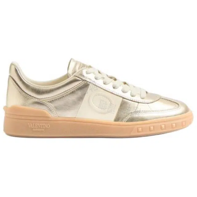 Valentino Upvillage