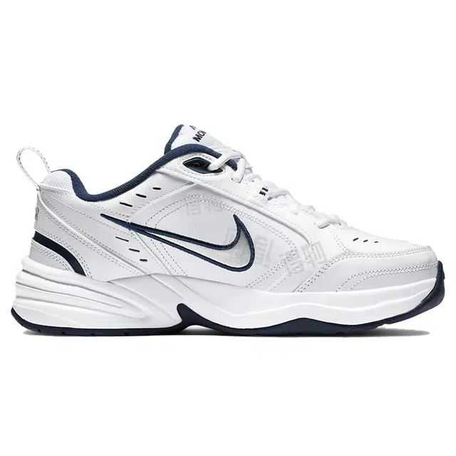 Nike Air Monarch 4