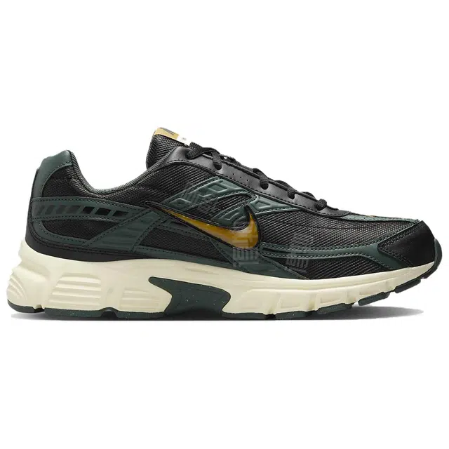 Nike Initiator