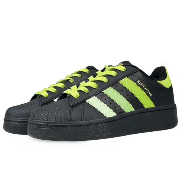 adidas originals SUPERSTAR XLG