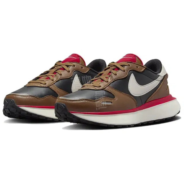 Nike Phoenix Waffle Leather