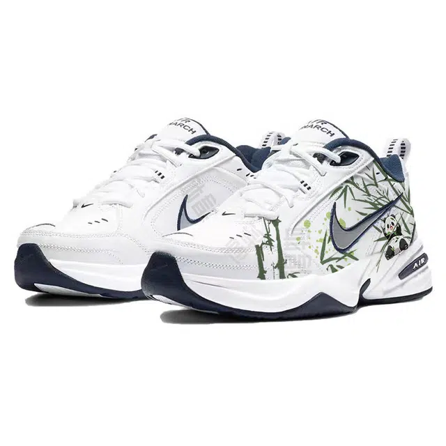 Nike Air Monarch 4
