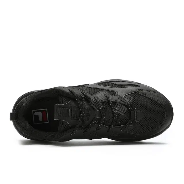 FILA Tracer