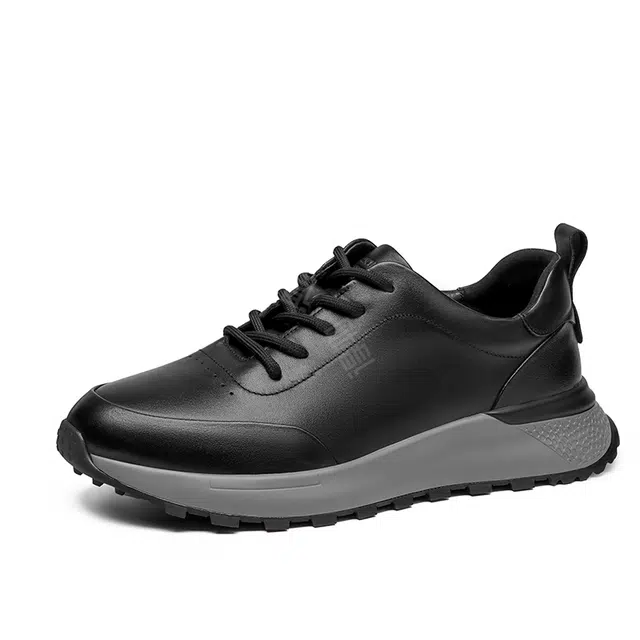 AQUASCUTUM