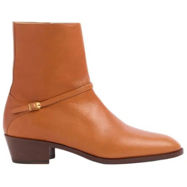 Valentino Pat