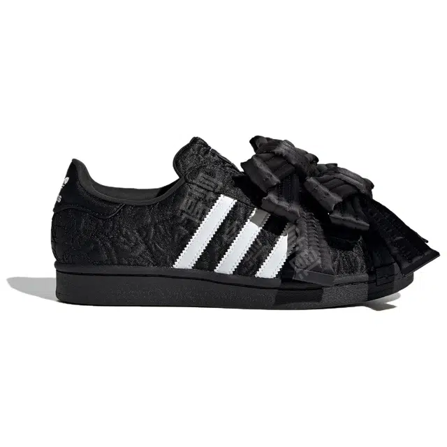 Caroline Hu x adidas originals SUPERSTAR