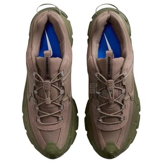 Nike Air Zoom Vomero 5 Roam