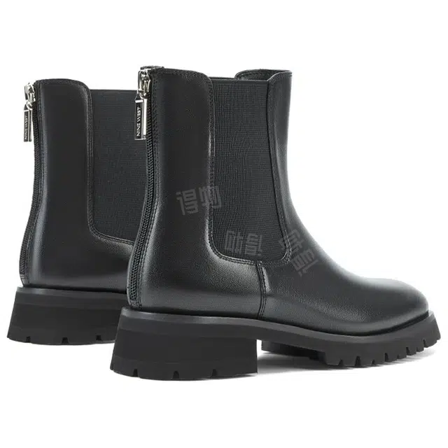 NINE WEST