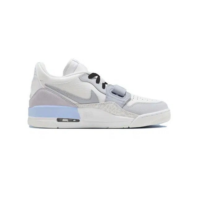 Jordan Legacy 312 Low "Glacier Blue"