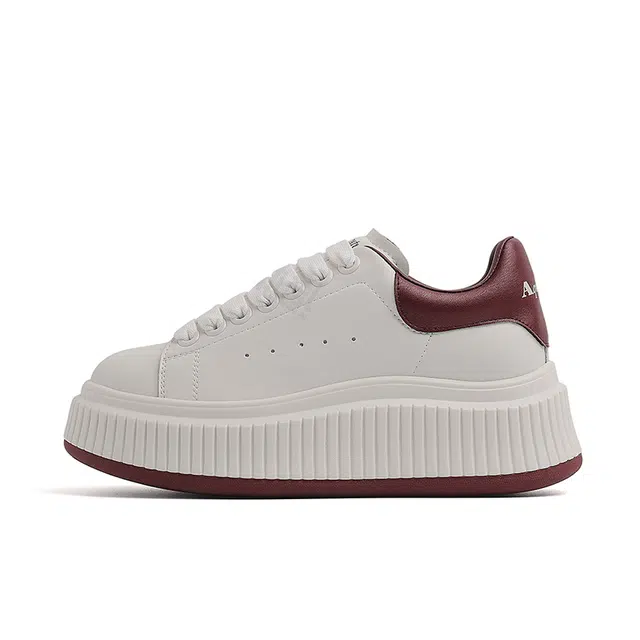 AQUASCUTUM