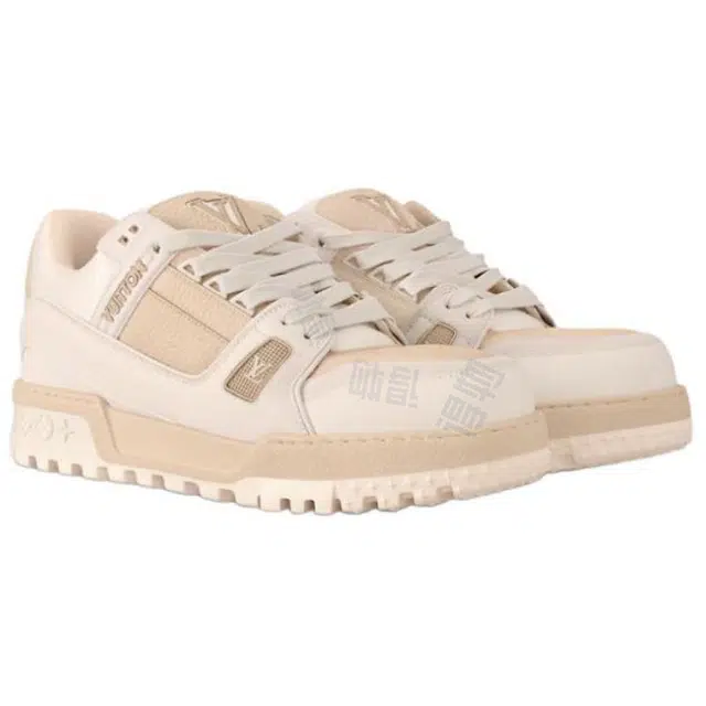 LOUIS VUITTON Trainer Maxi