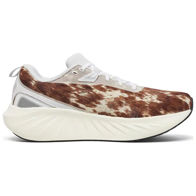 Nordstrom x Saucony TRIUMPH 22