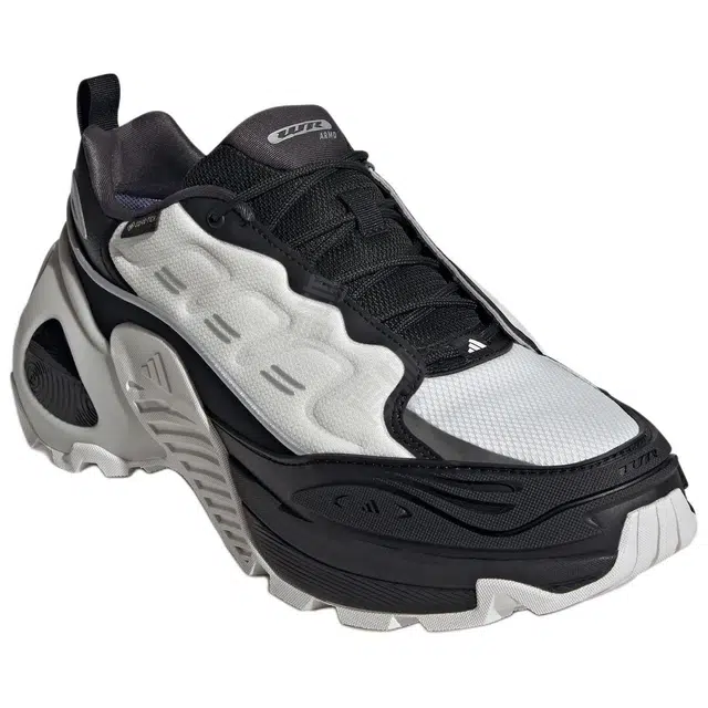 adidas Wonder Runner
