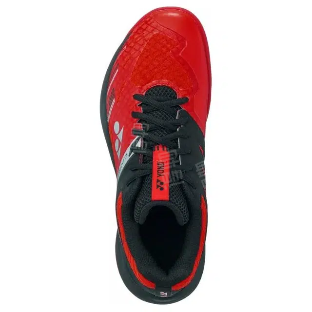 YONEX POWER CUSHION CASCADE ACCEL