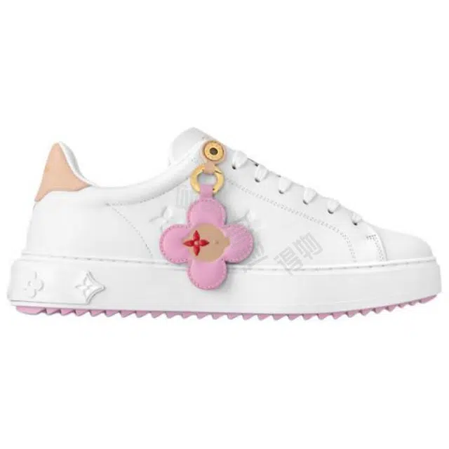 LOUIS VUITTON Time Out