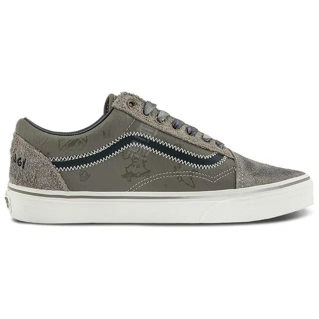 Hirono x Vans Old Skool CLASSICS