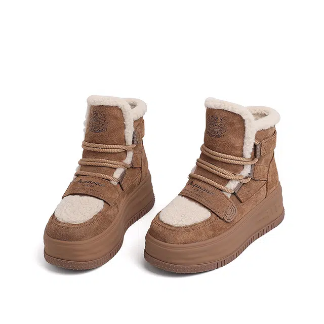 AQUASCUTUM