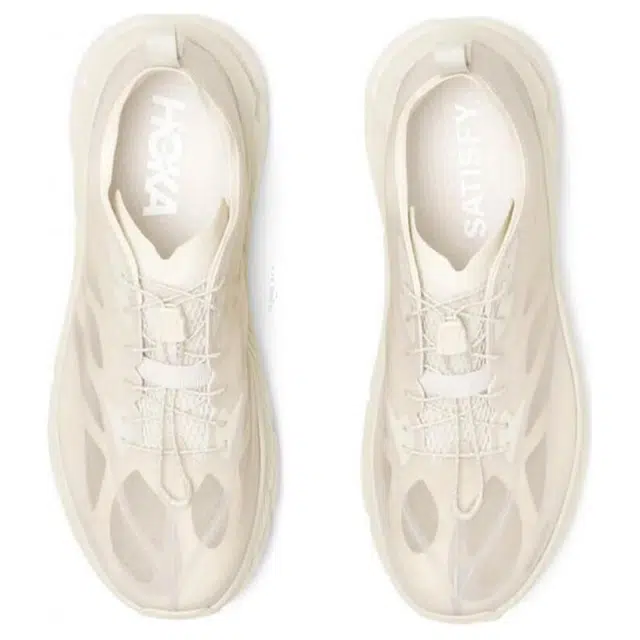 Satisfy x HOKA ONE ONE Mafate Speed 4