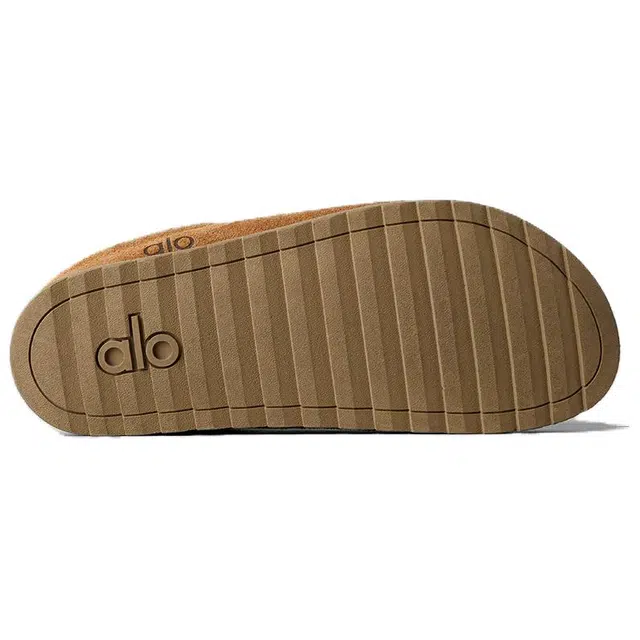 alo yoga Recovery Slipper