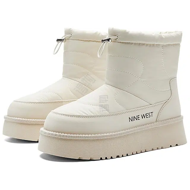 NINE WEST