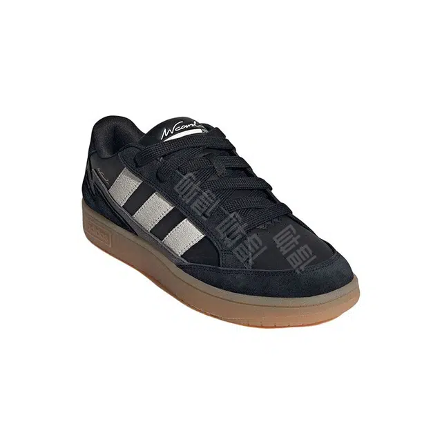 adidas WCARD ADV