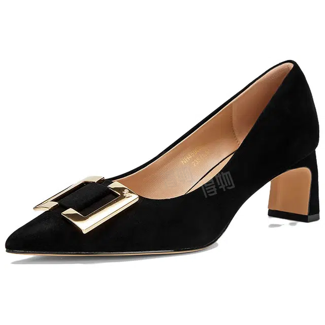 NINE WEST