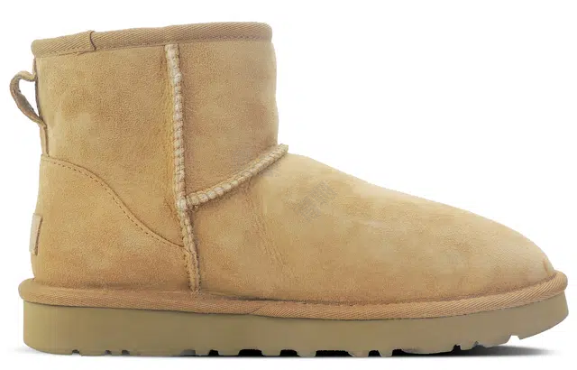 UGG CLASSIC MINI