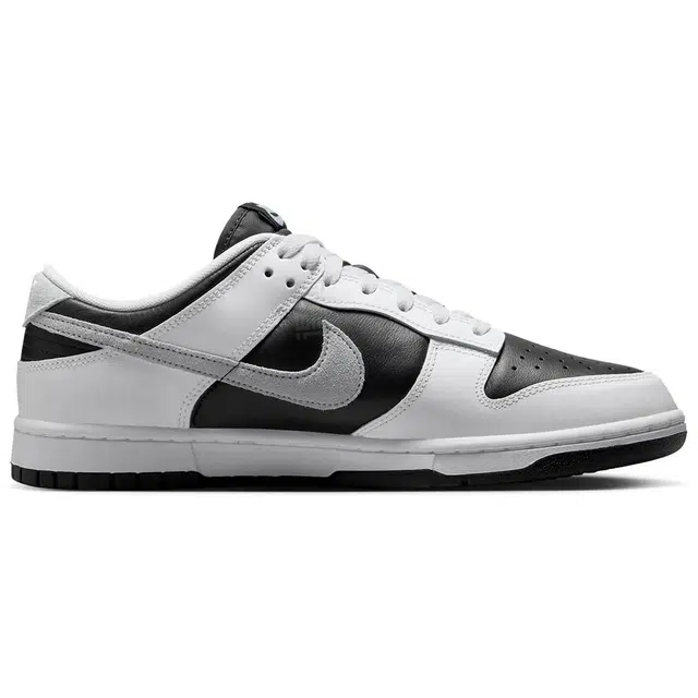 Nike Dunk Reverse Panda 2.0