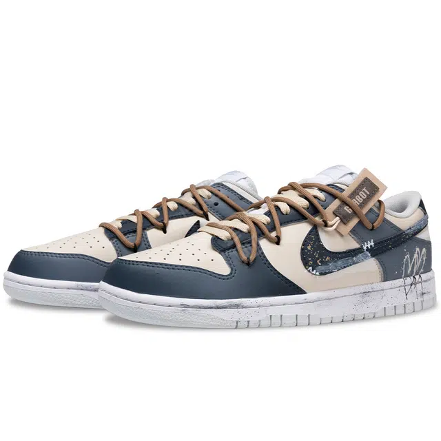Nike Dunk Low Retro
