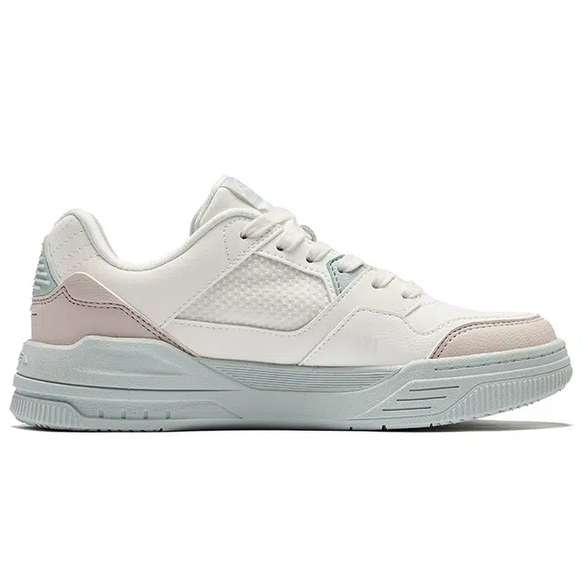 鸿星尔克 出鞘 潮流百搭 耐磨防滑 低帮 板鞋 女款 微晶白粉刷灰